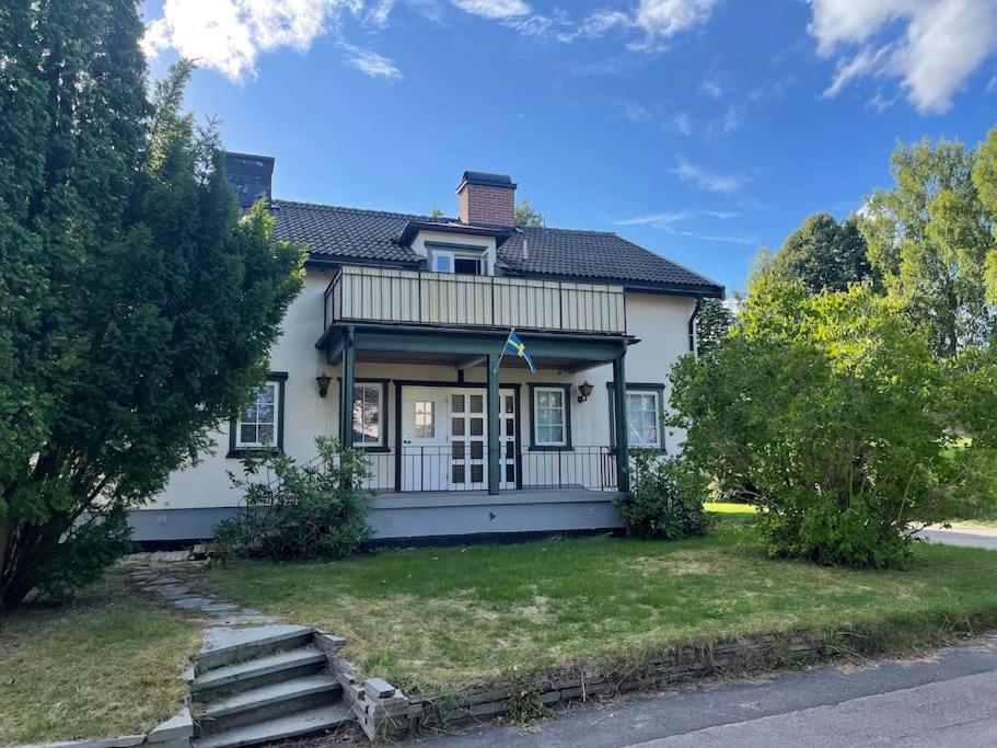 Large Cozy Villa Between Stockholm And Oslo Amotfors Exterior photo