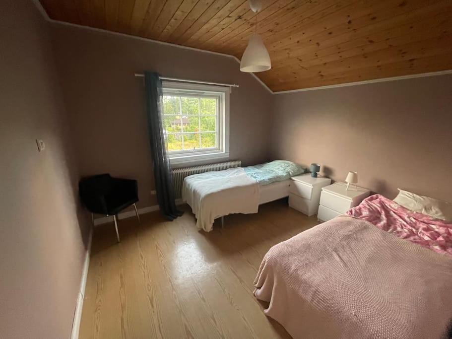 Large Cozy Villa Between Stockholm And Oslo Amotfors Exterior photo