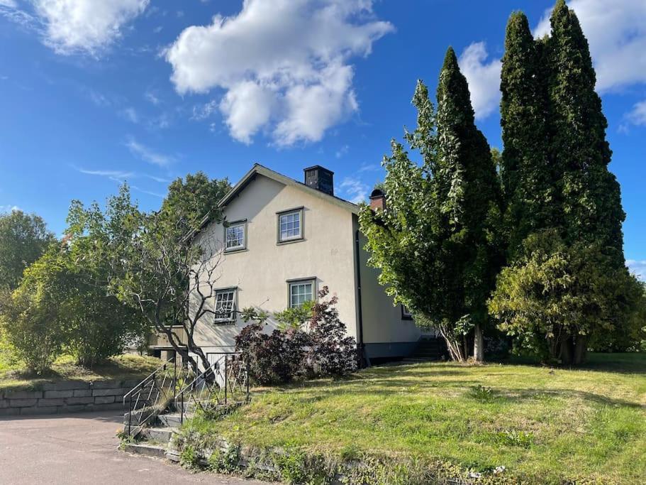 Large Cozy Villa Between Stockholm And Oslo Amotfors Exterior photo
